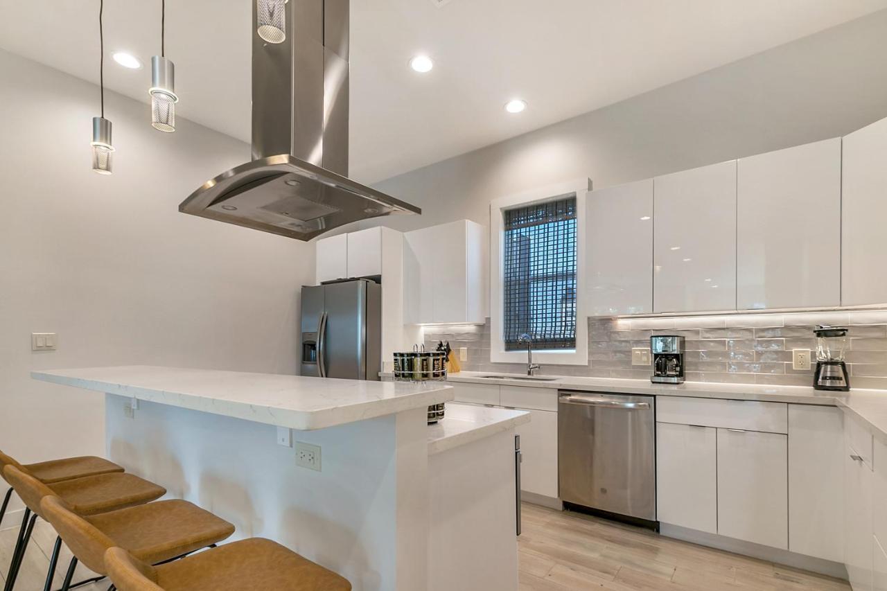 New Construction Elegant Villas New Orleans Exterior photo